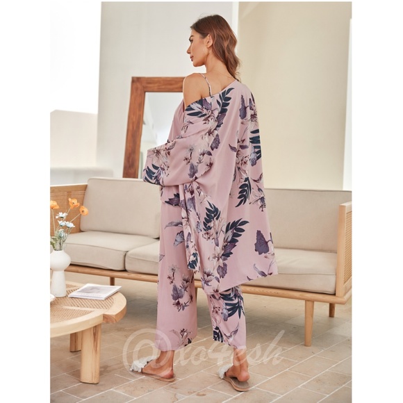 3 Piece Dusty Pink Floral Print Pajama Set - Picture 5 of 8